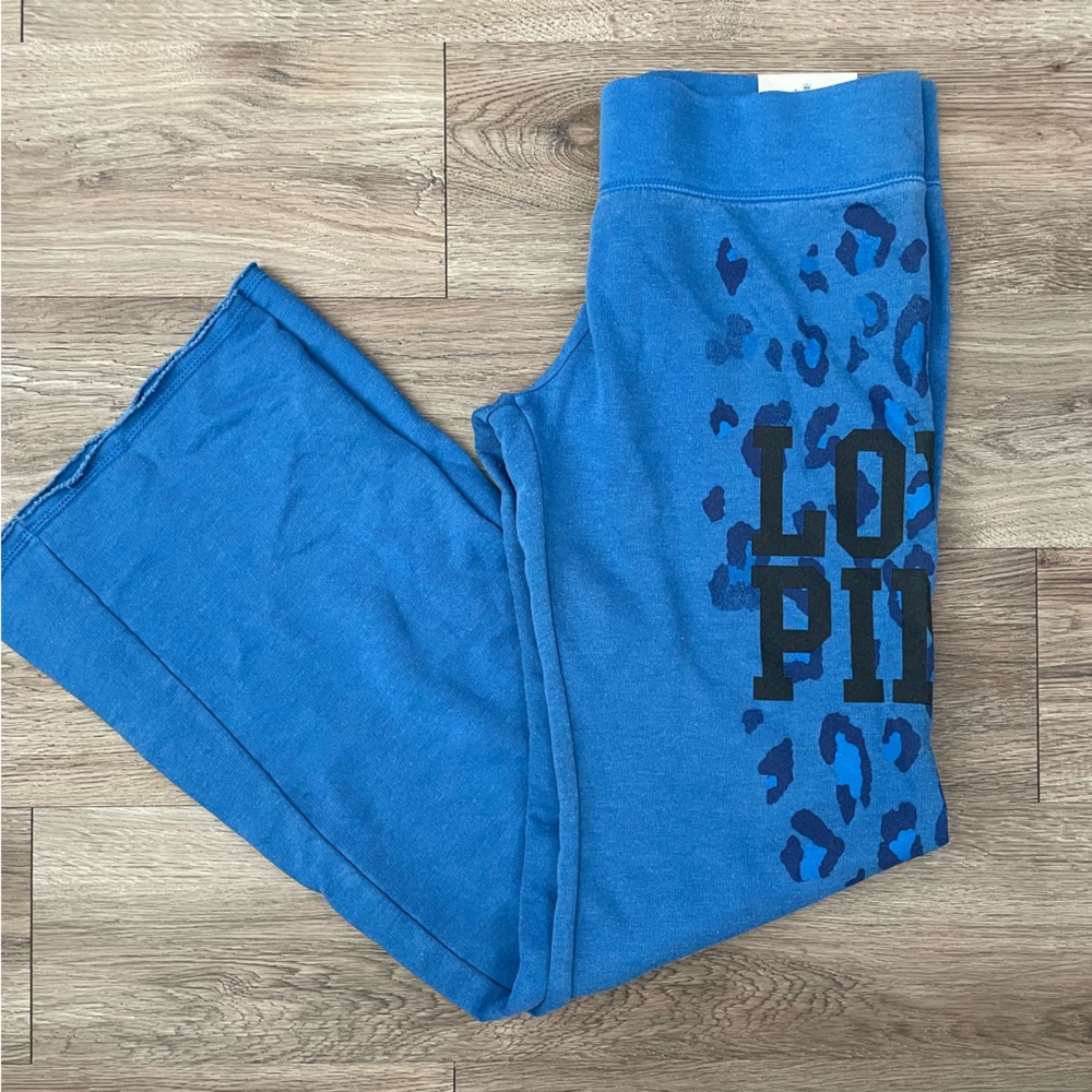 NWT VS Pink Leopard Cheetah Vintage Flare Sweatpants - S